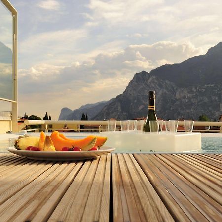 Eco Hotel Bonapace Torbole Sul Garda Εξωτερικό φωτογραφία