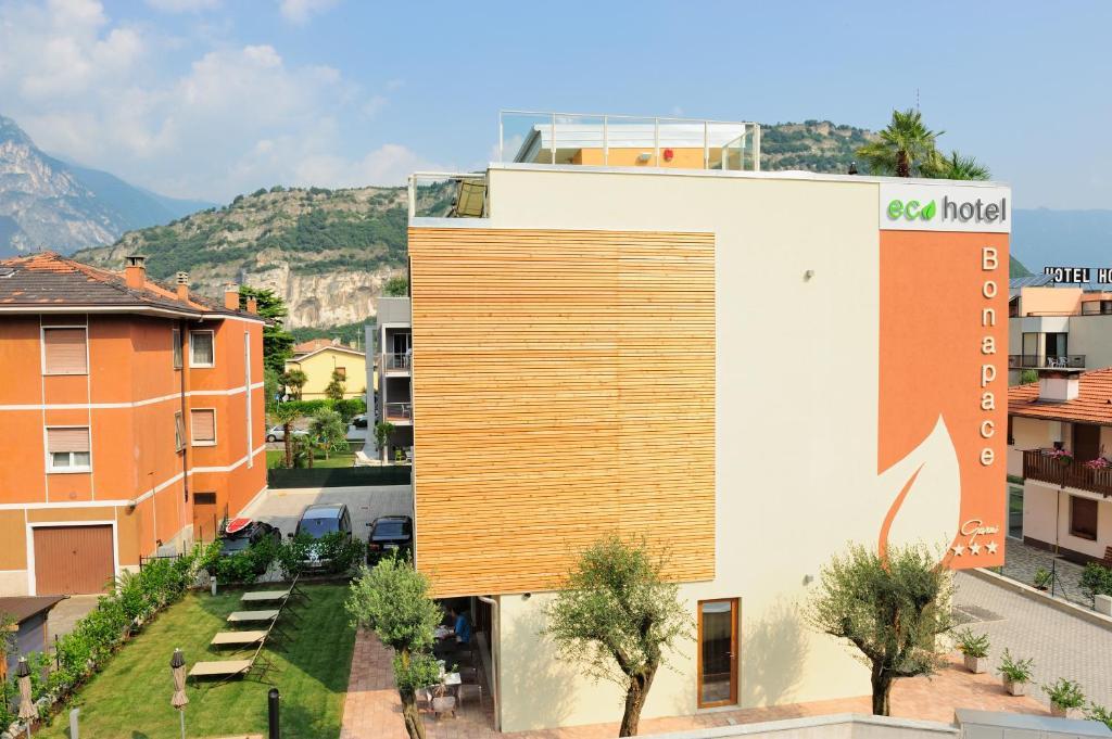 Eco Hotel Bonapace Torbole Sul Garda Εξωτερικό φωτογραφία