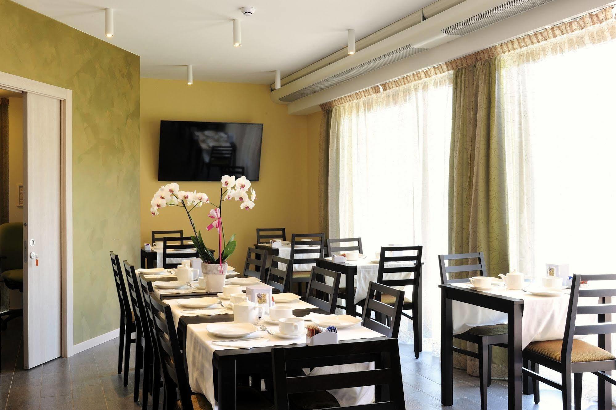 Eco Hotel Bonapace Torbole Sul Garda Εξωτερικό φωτογραφία