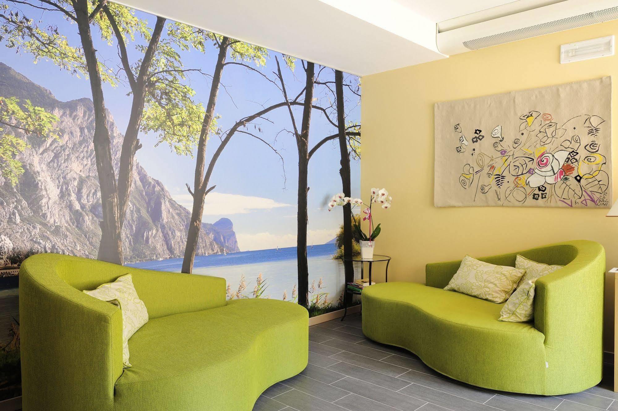 Eco Hotel Bonapace Torbole Sul Garda Εξωτερικό φωτογραφία