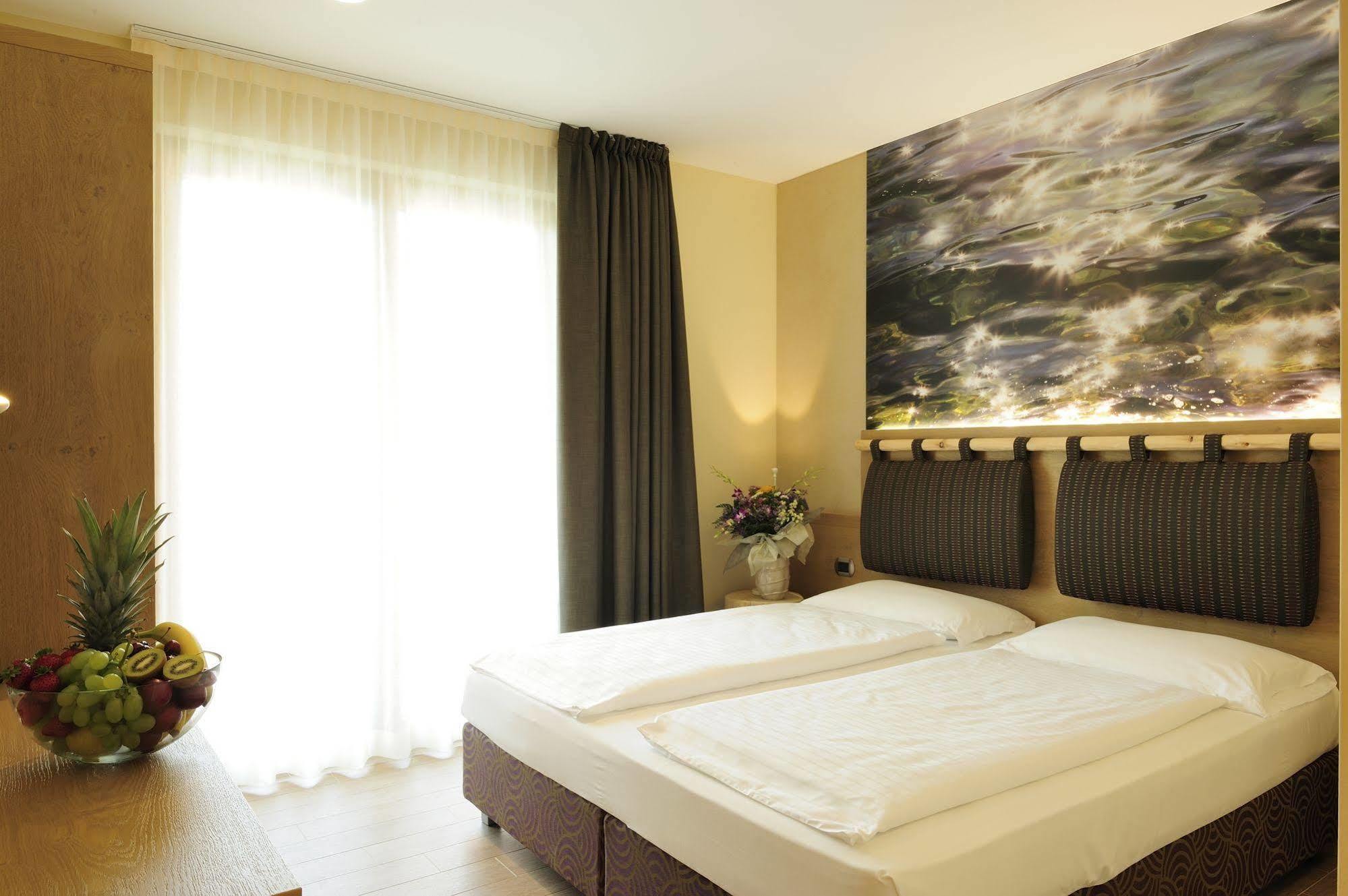 Eco Hotel Bonapace Torbole Sul Garda Εξωτερικό φωτογραφία